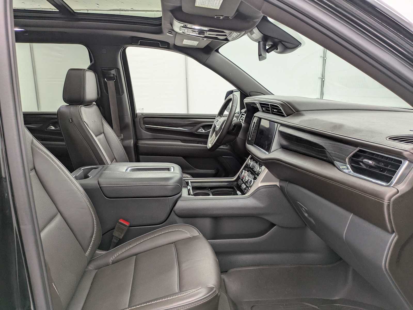 Thumbnail: 2023 GMC Yukon XL - 23