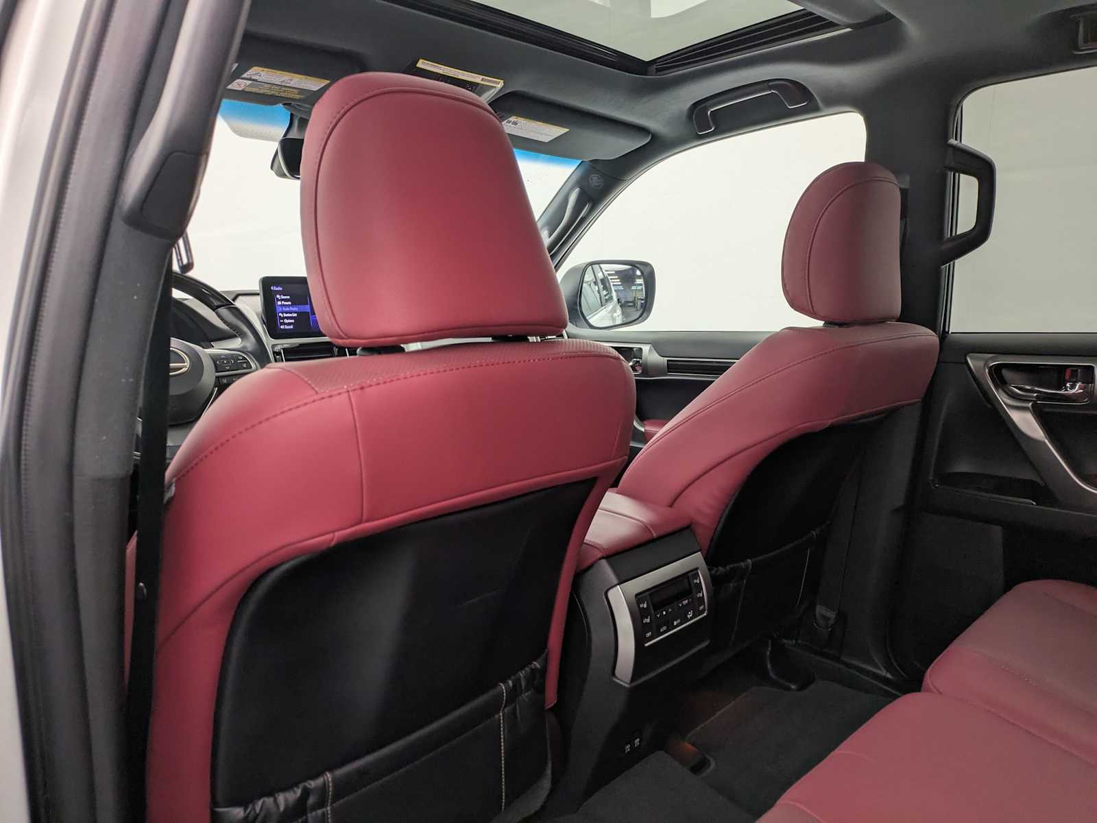 Thumbnail: 2023 Lexus GX - 18