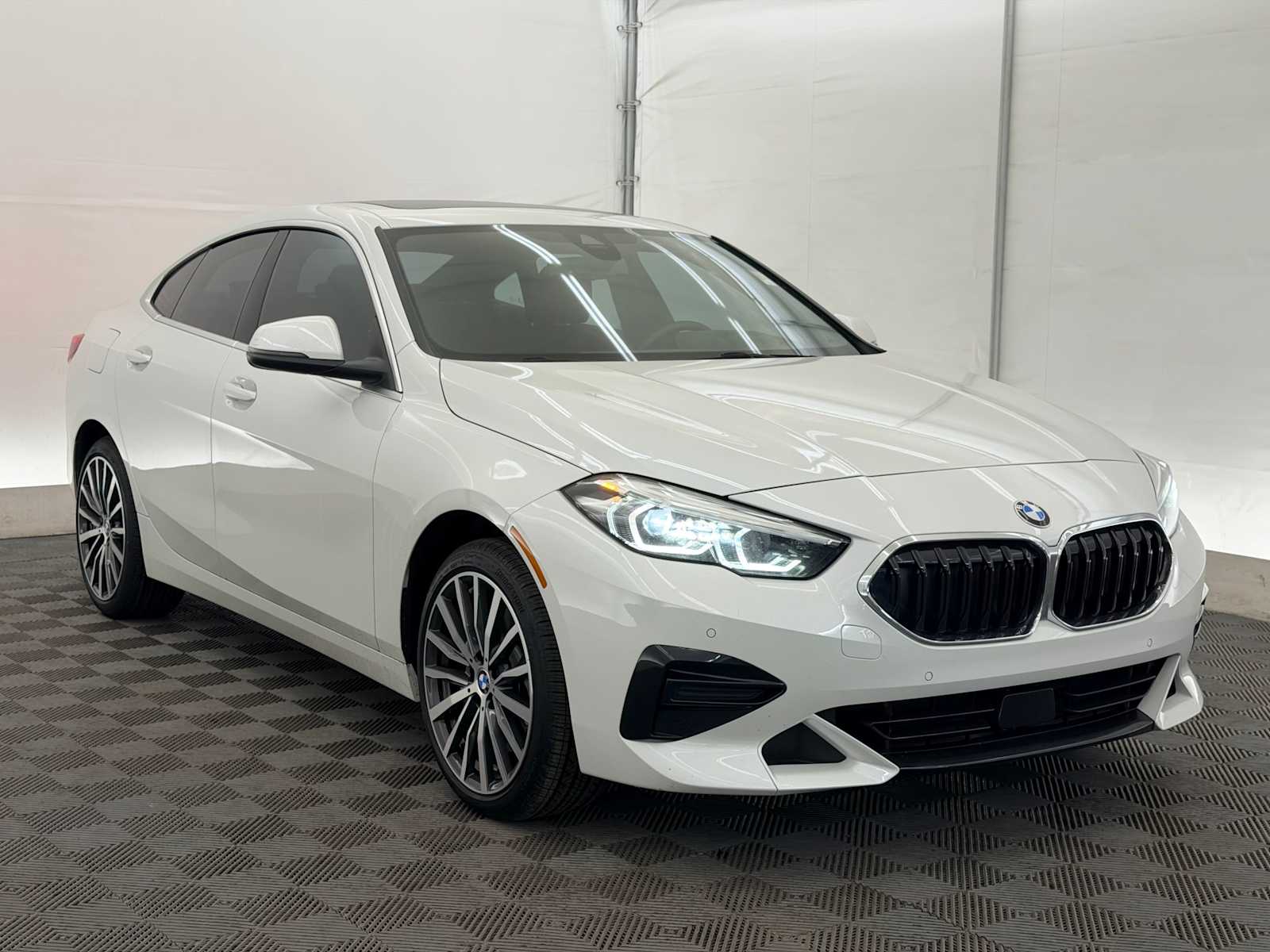 Thumbnail: 2024 BMW 2 Series - 8