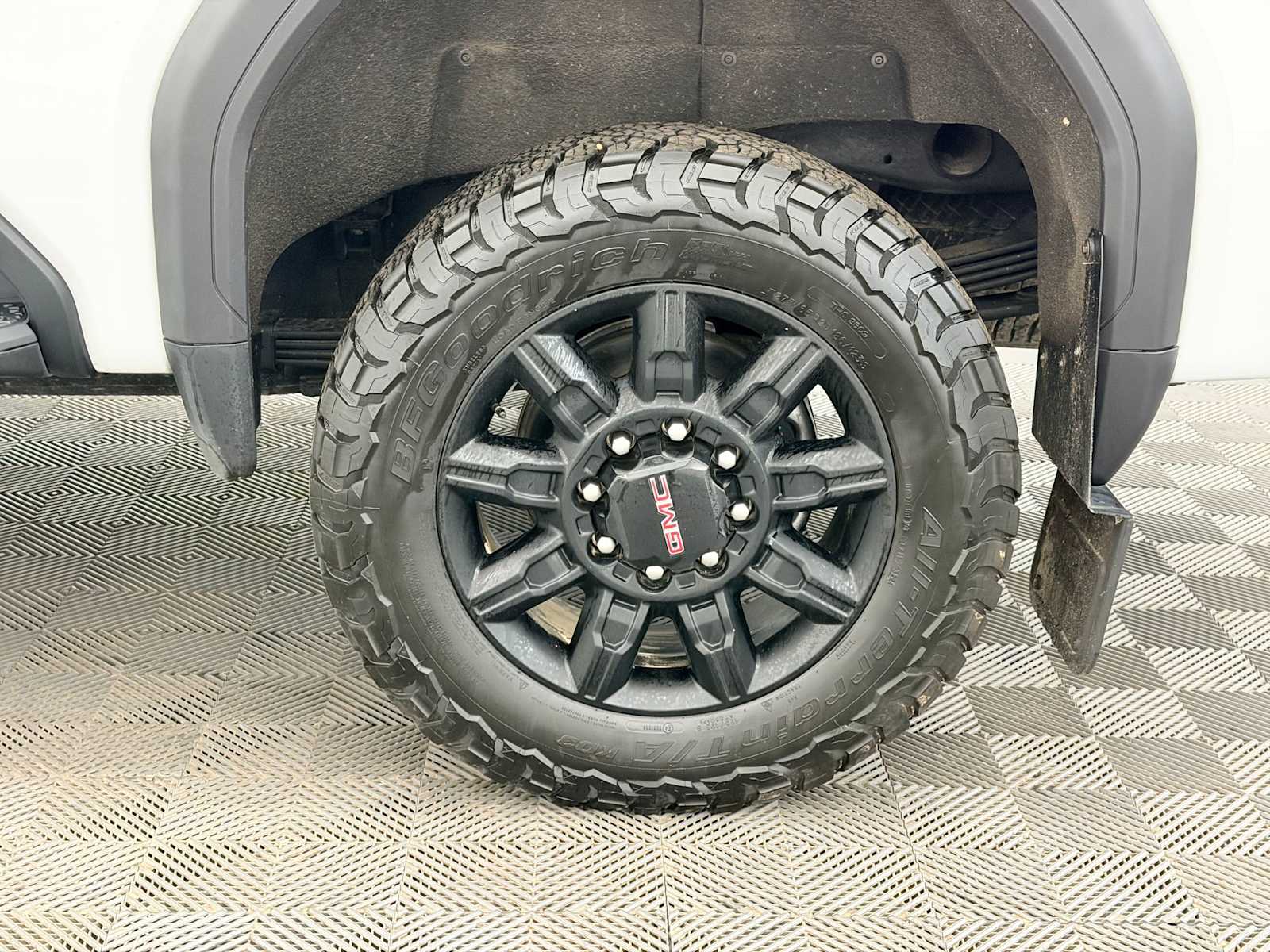 Thumbnail: 2025 GMC Sierra 2500 - 15