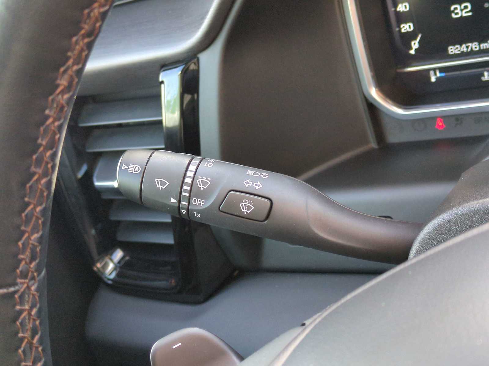 Thumbnail: 2023 GMC Sierra 1500 - 32