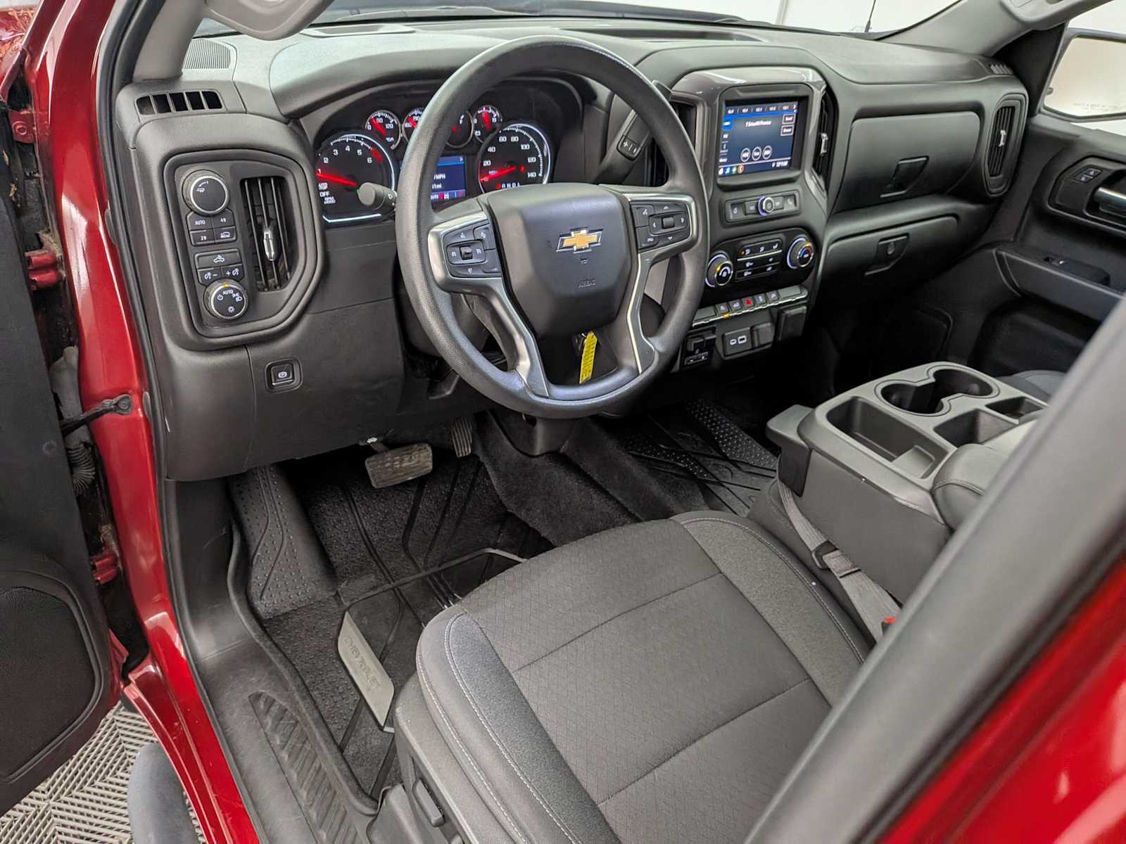 Thumbnail: 2022 Chevrolet Silverado 1500 - 2