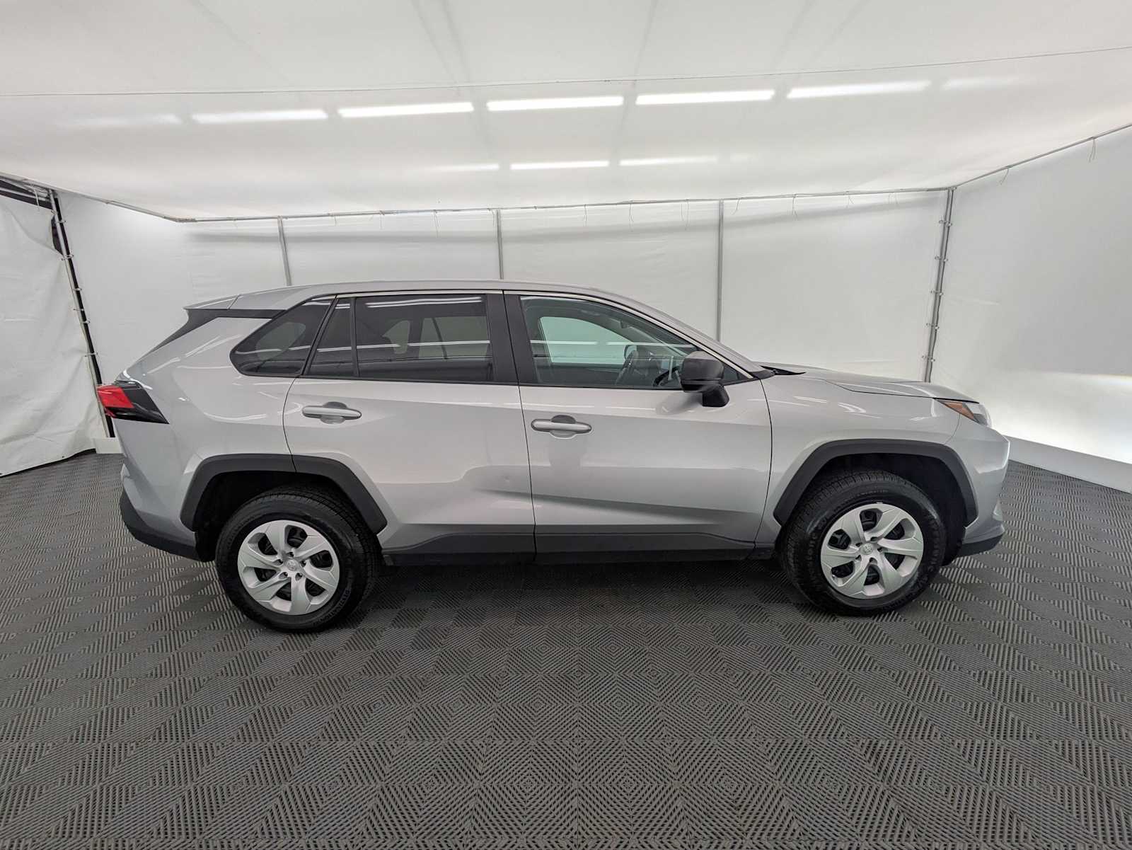 Thumbnail: 2024 Toyota RAV4 - 7