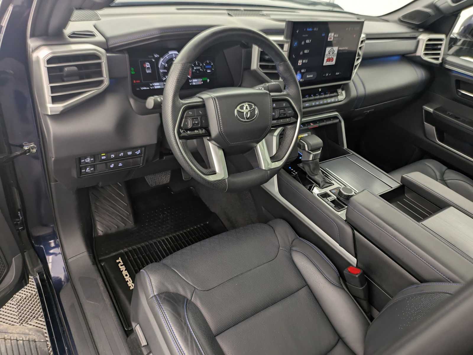 Thumbnail: 2024 Toyota Tundra - 2