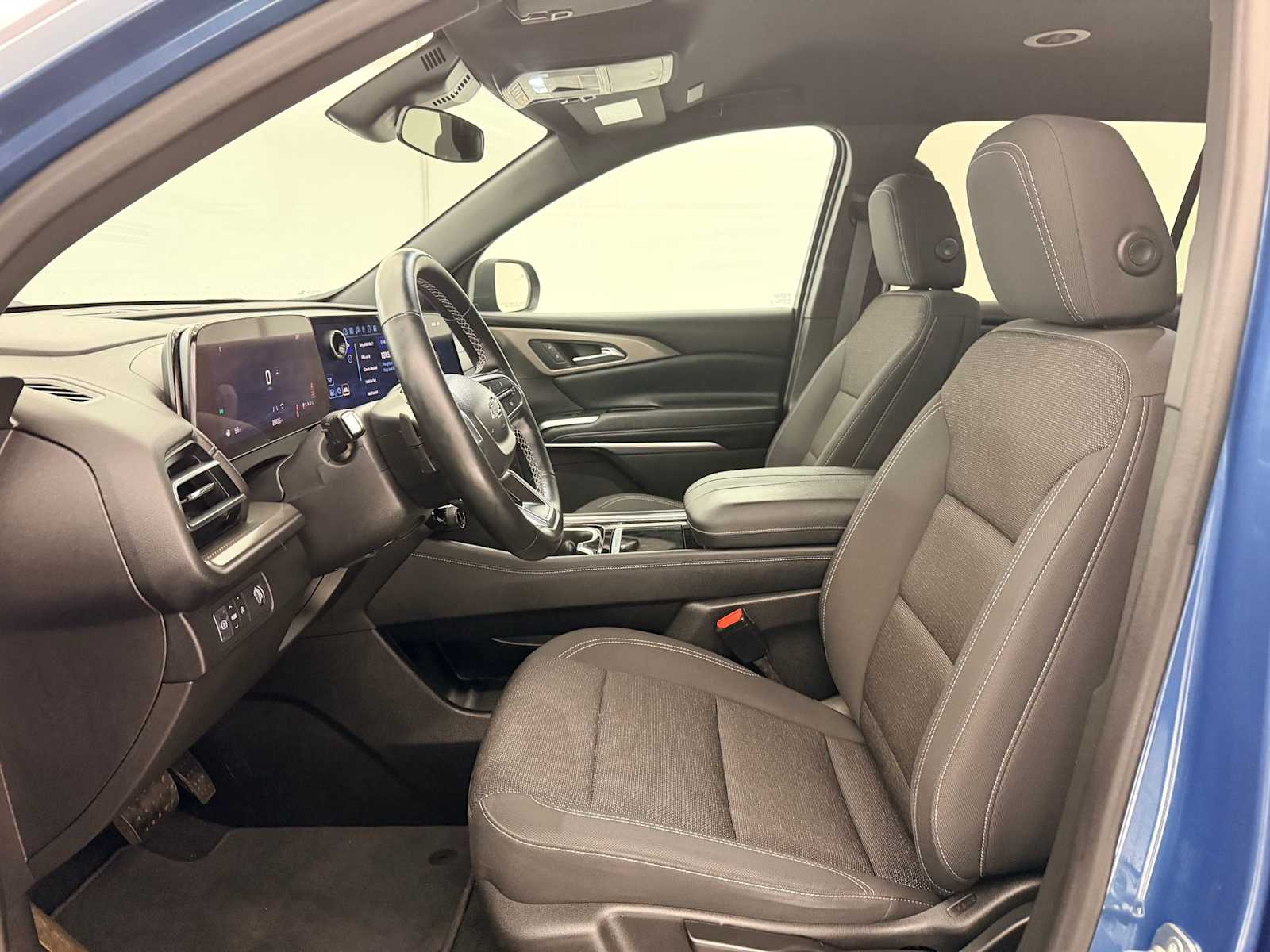 Thumbnail: 2024 Chevrolet Traverse - 17