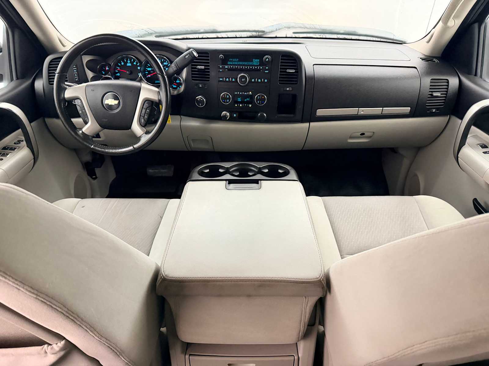 Thumbnail: 2009 Chevrolet Silverado 2500 - 16