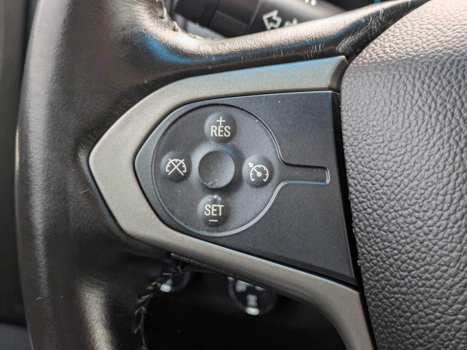 Thumbnail: 2018 Chevrolet Colorado - 23