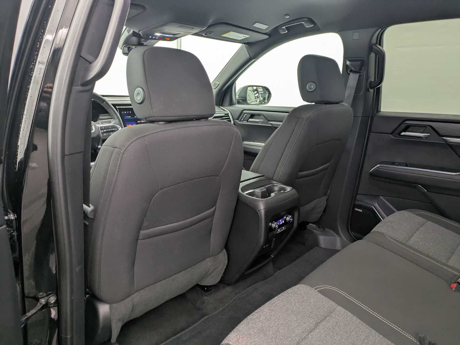 Thumbnail: 2025 GMC Acadia - 19