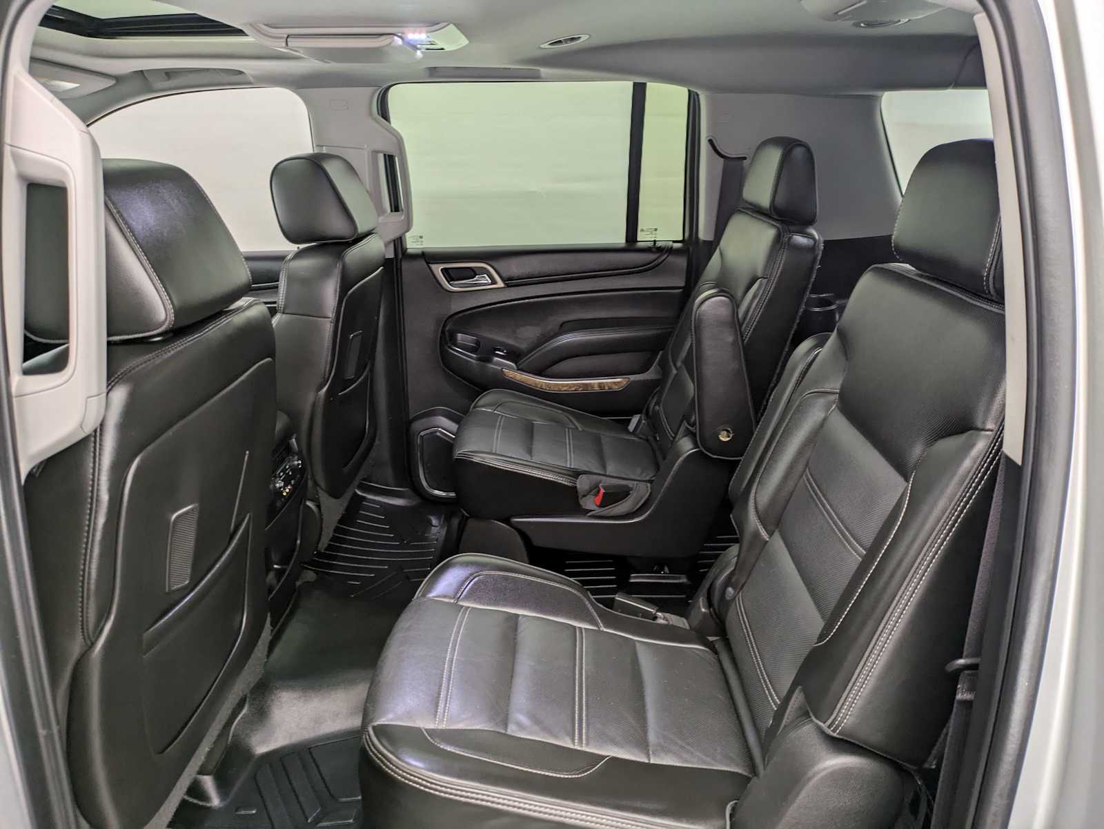 2015 GMC Yukon XL Denali 21