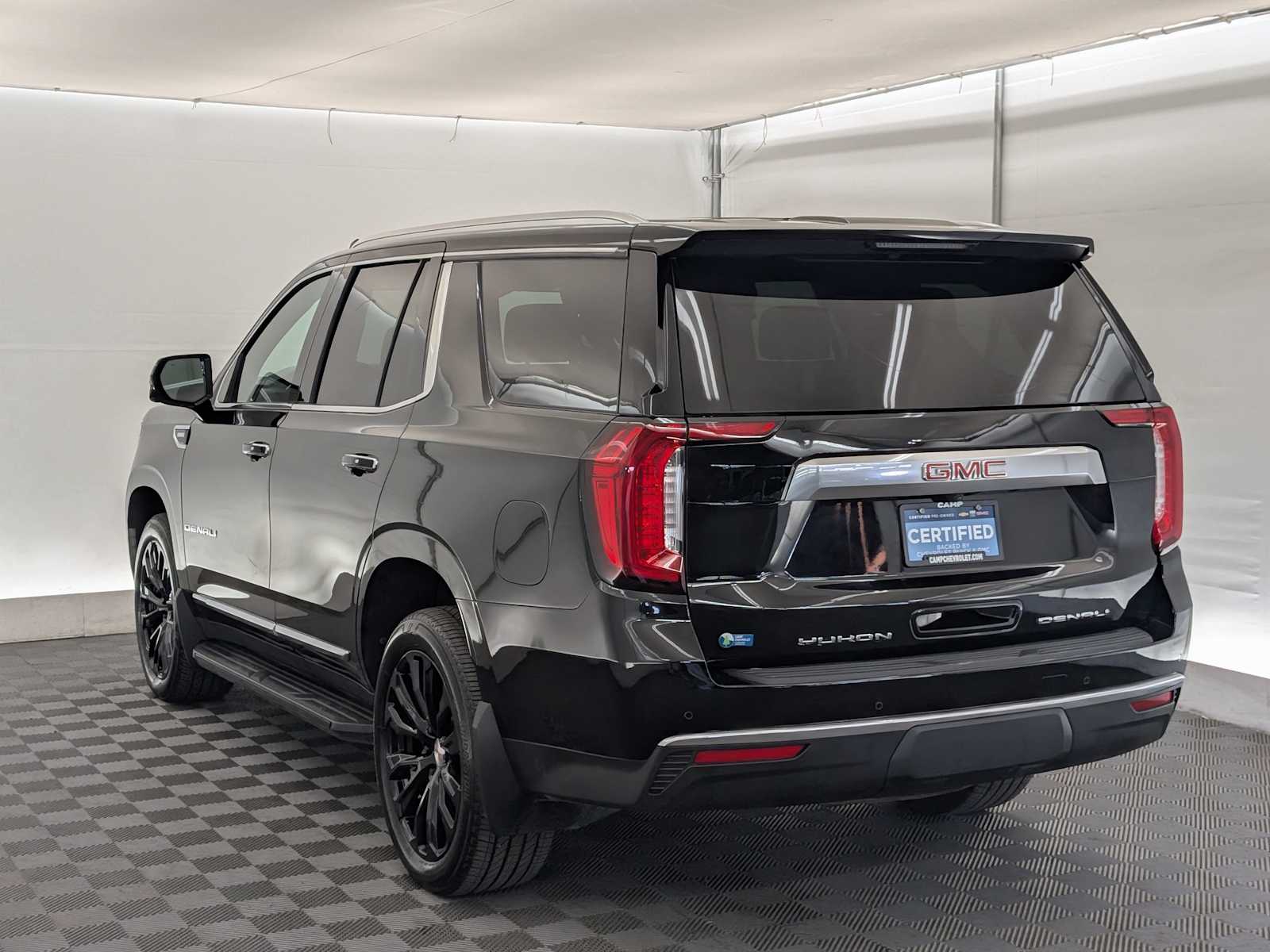 2023 Gmc Yukon Denali photo 3