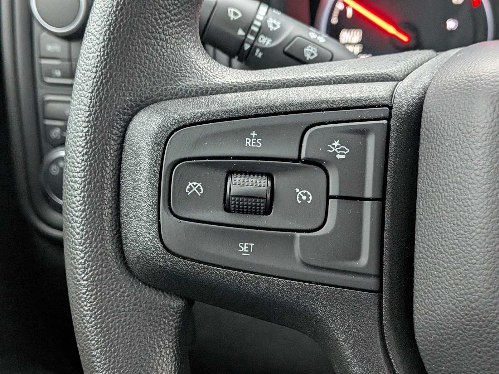 Thumbnail: 2025 Chevrolet Silverado 1500 - 26