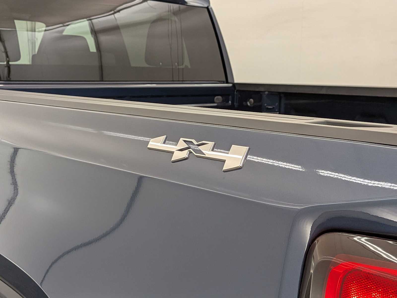 Thumbnail: 2023 GMC Sierra 1500 - 13