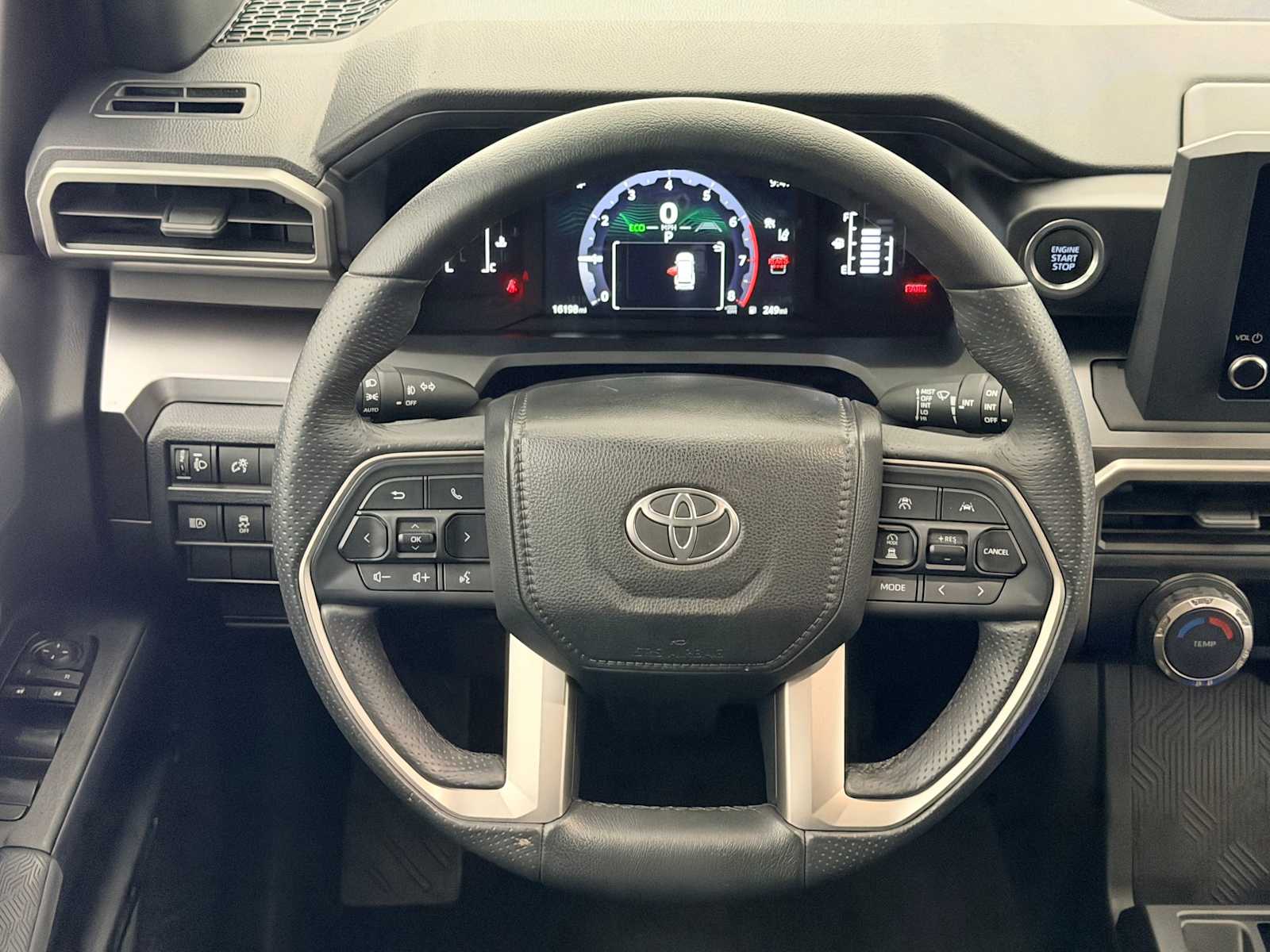 Thumbnail: 2025 Toyota 4Runner - 23