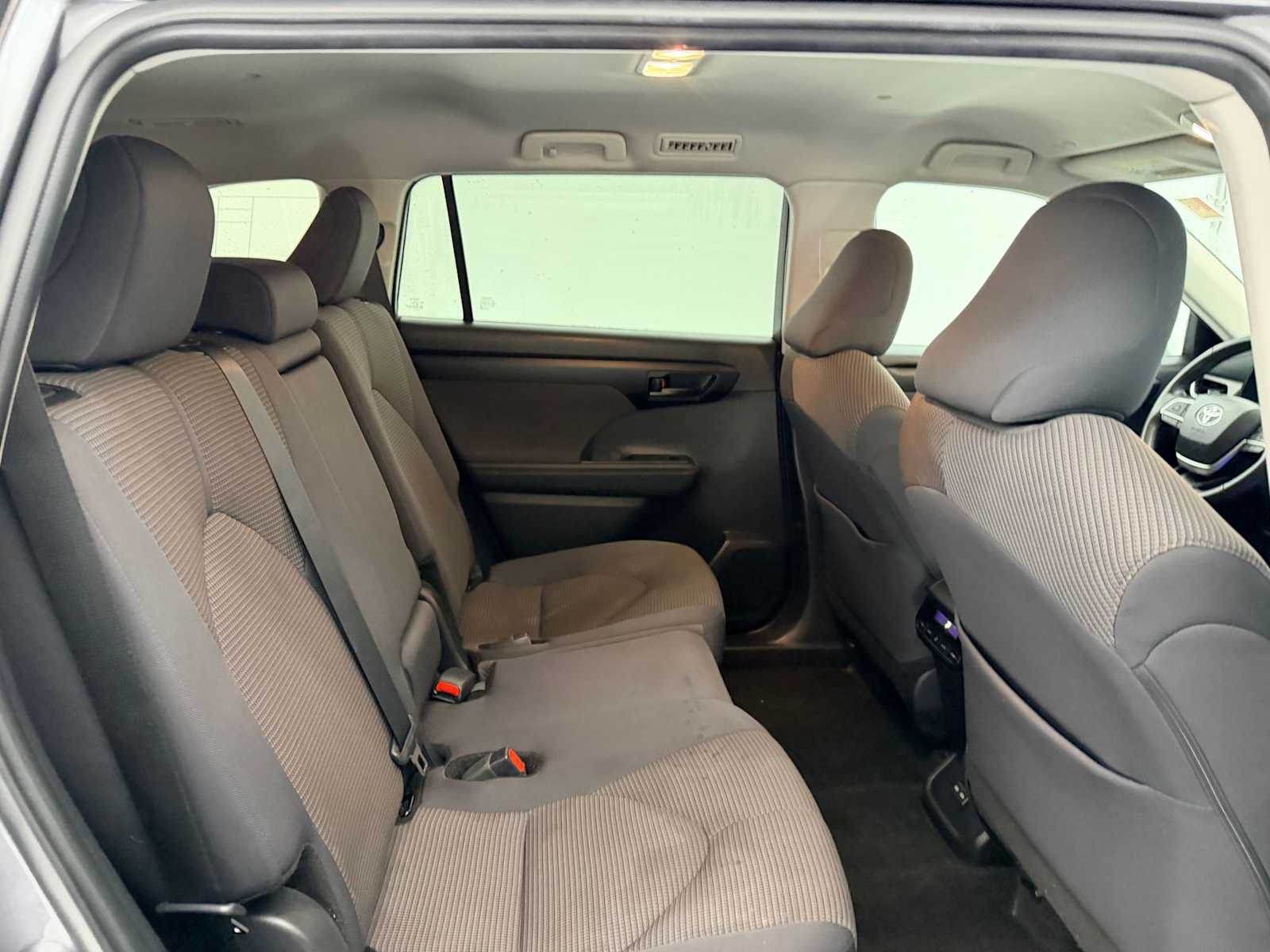 Thumbnail: 2024 Toyota Highlander - 20