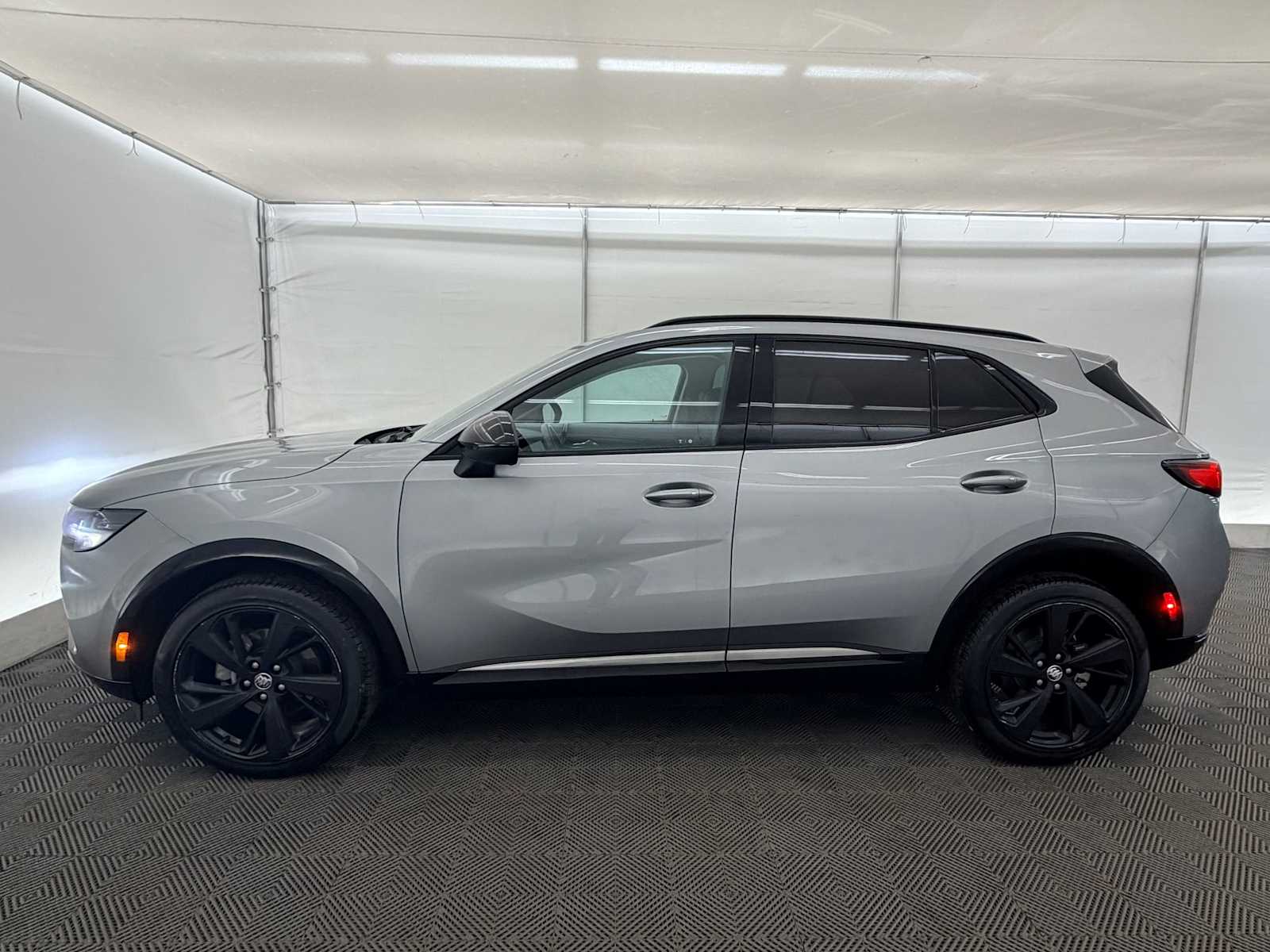 Thumbnail: 2023 Buick Envision - 3