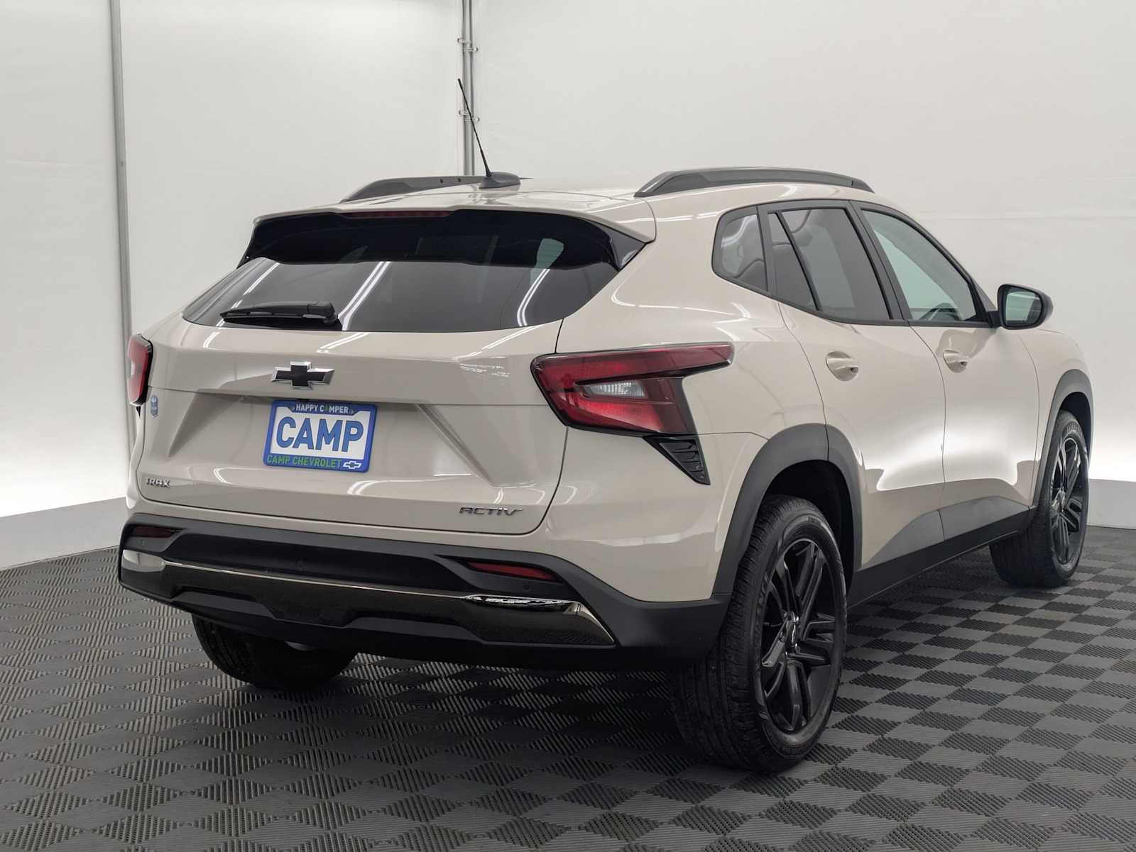 Thumbnail: 2026 Chevrolet Trax - 6