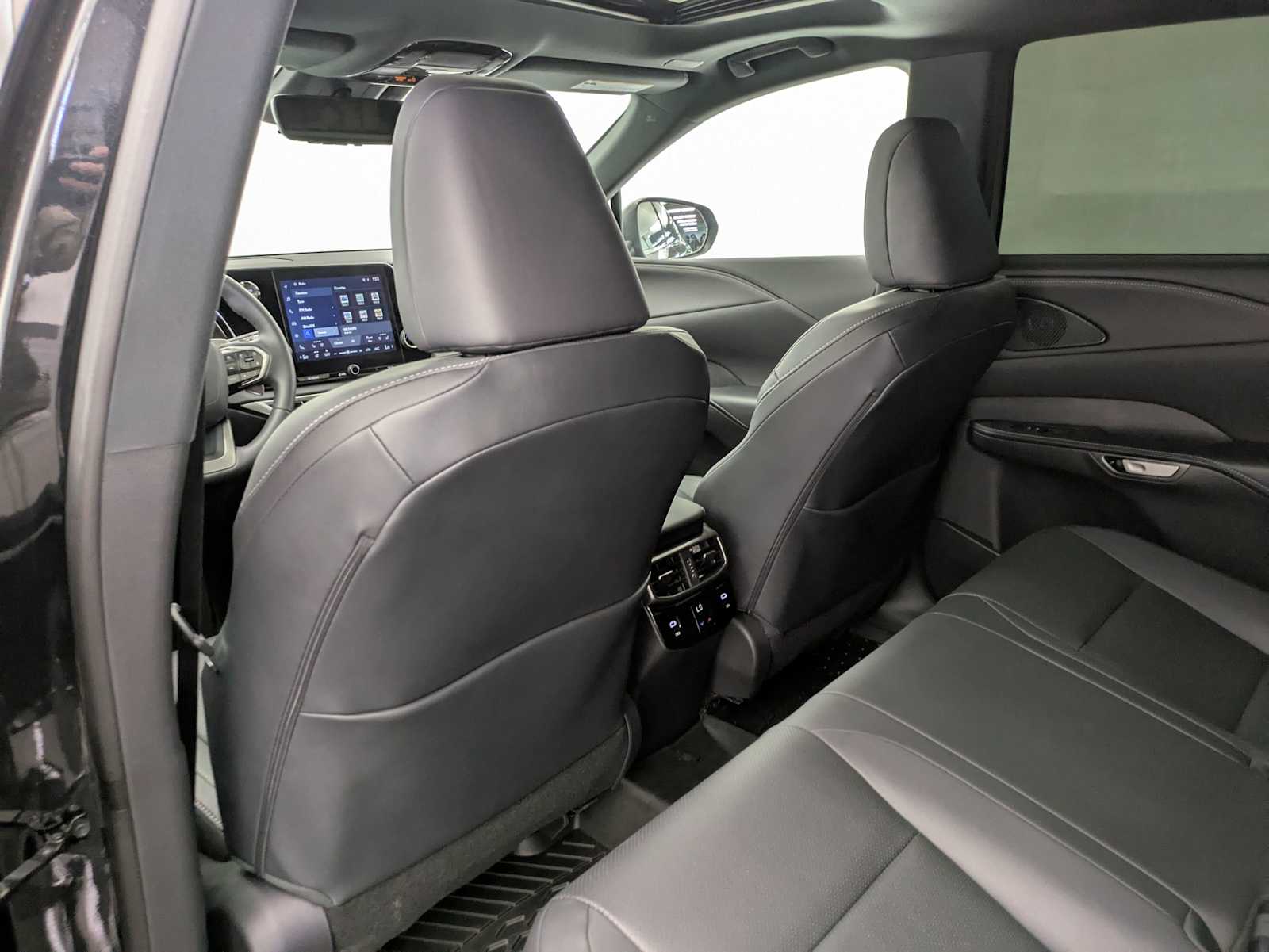 2024 Lexus RX  18