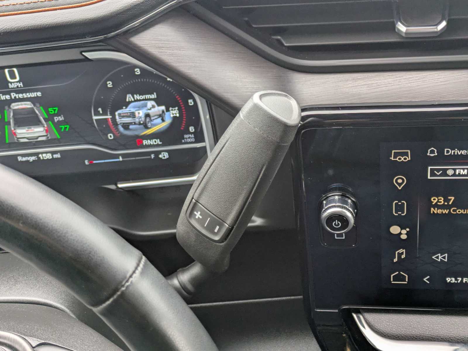 Thumbnail: 2024 GMC Sierra 3500 - 32