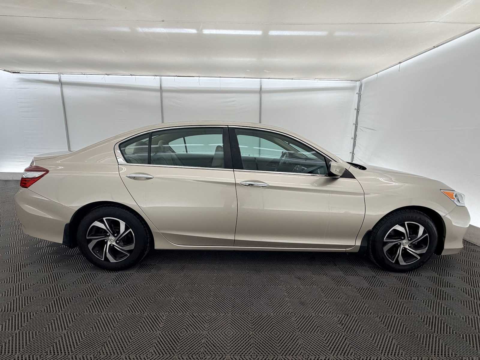 Thumbnail: 2017 Honda Accord - 7