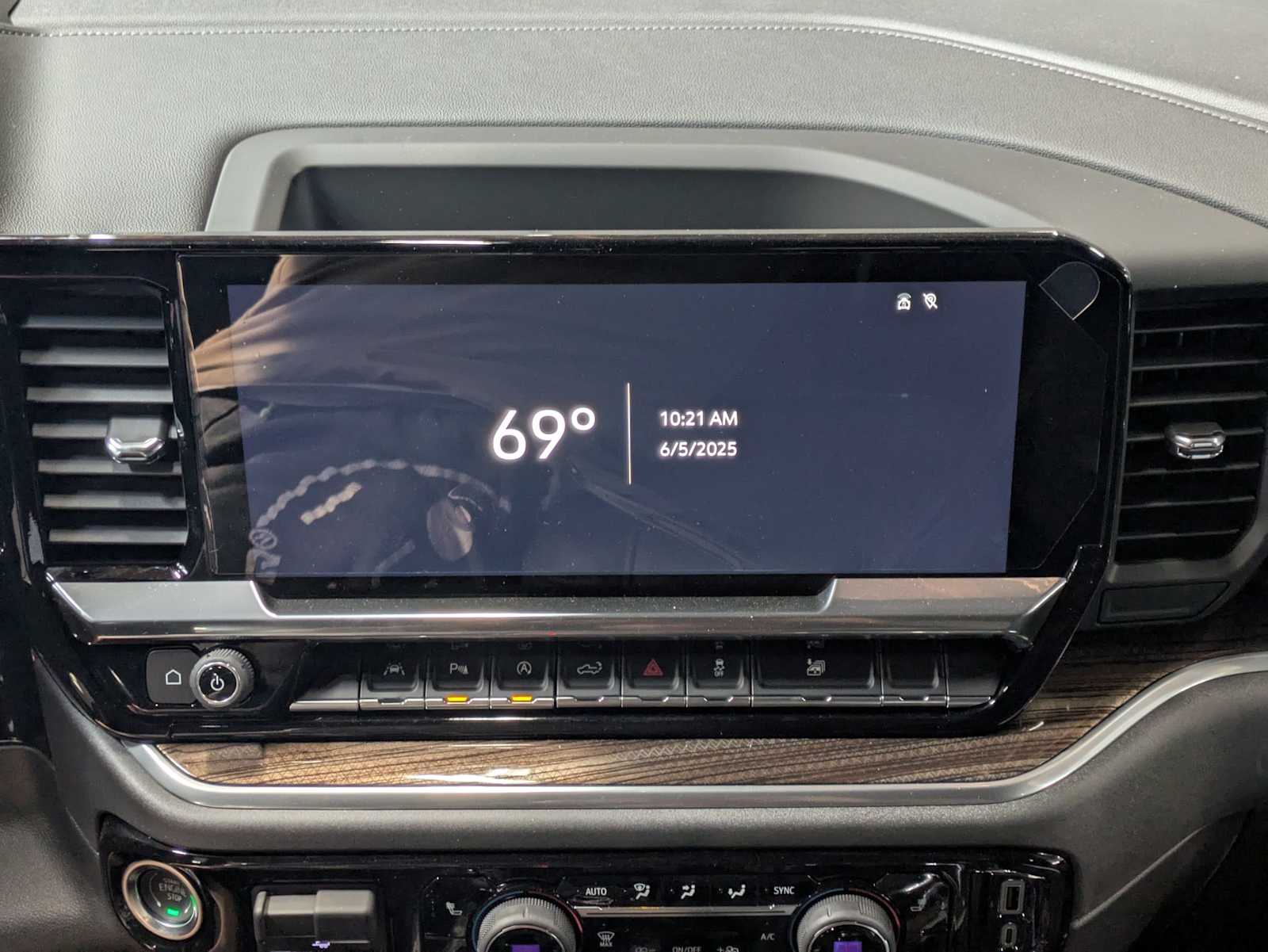 Thumbnail: 2025 Chevrolet Silverado 1500 - 30