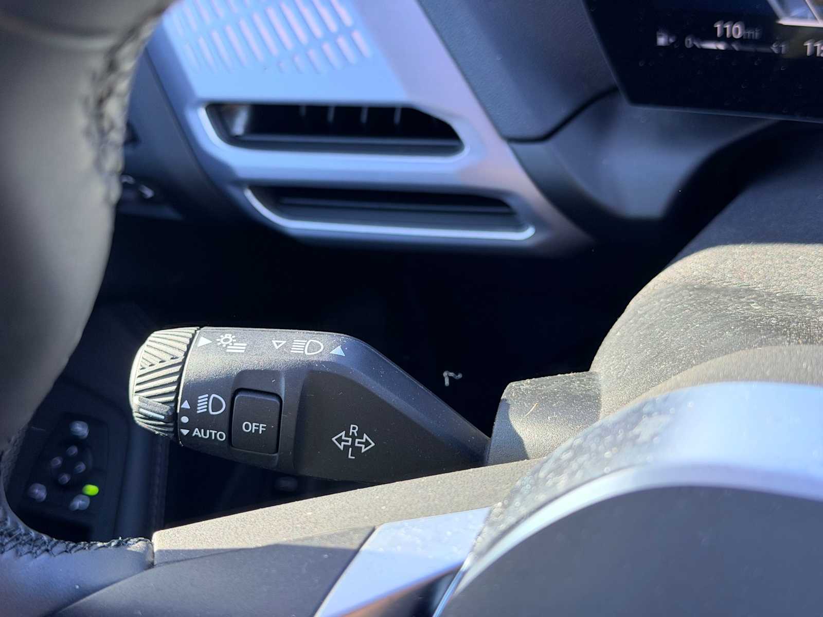 Thumbnail: 2025 BMW 2 Series - 28