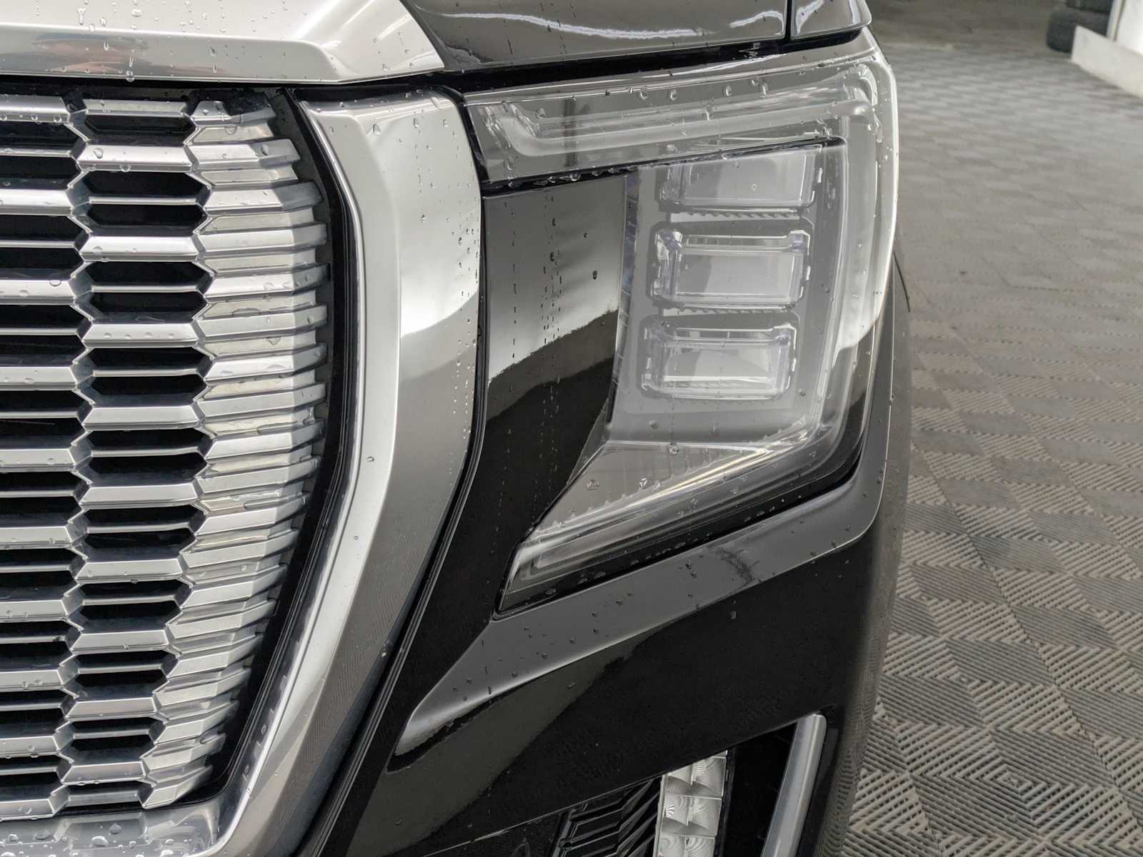 Thumbnail: 2023 GMC Yukon - 9