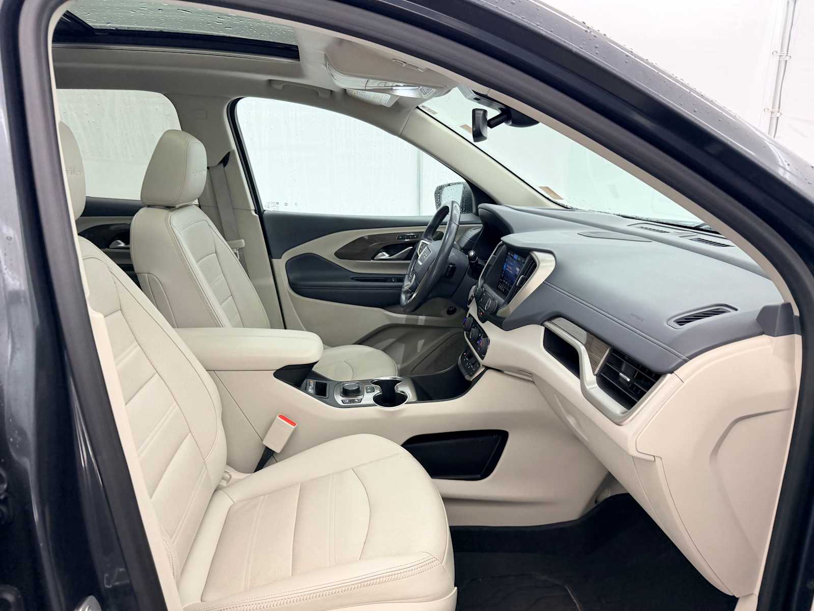 Thumbnail: 2022 GMC Terrain - 23