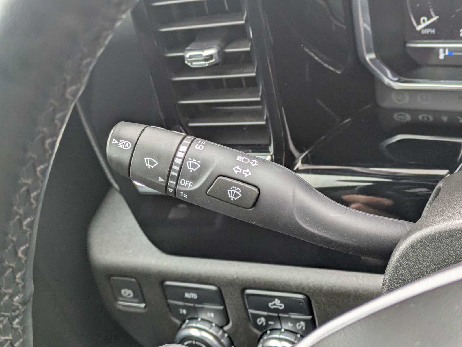 Thumbnail: 2023 GMC Sierra 1500 - 26