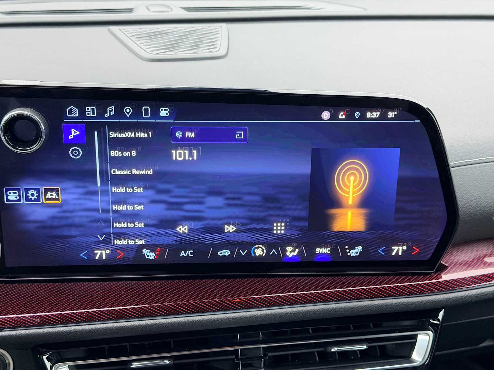 Thumbnail: 2024 Chevrolet Traverse - 29