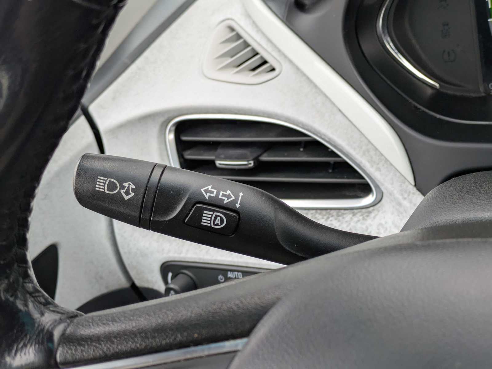 Thumbnail: 2019 Chevrolet Bolt EV - 26