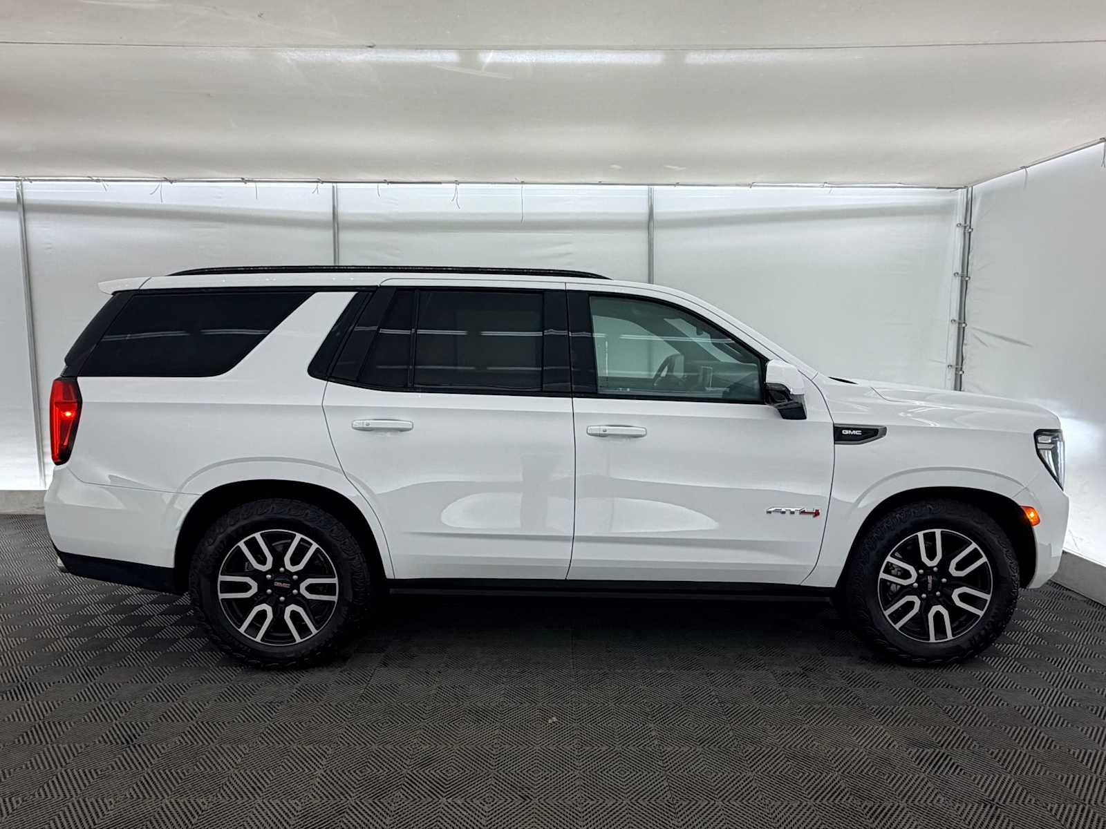 Thumbnail: 2024 GMC Yukon - 7