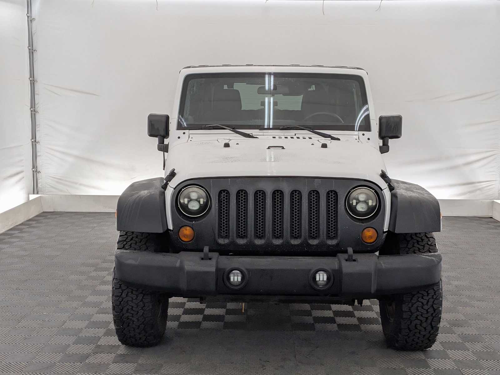 Thumbnail: 2013 Jeep Wrangler - 9