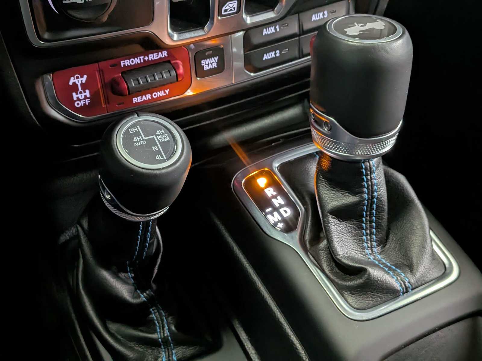 Thumbnail: 2022 Jeep Wrangler - 32