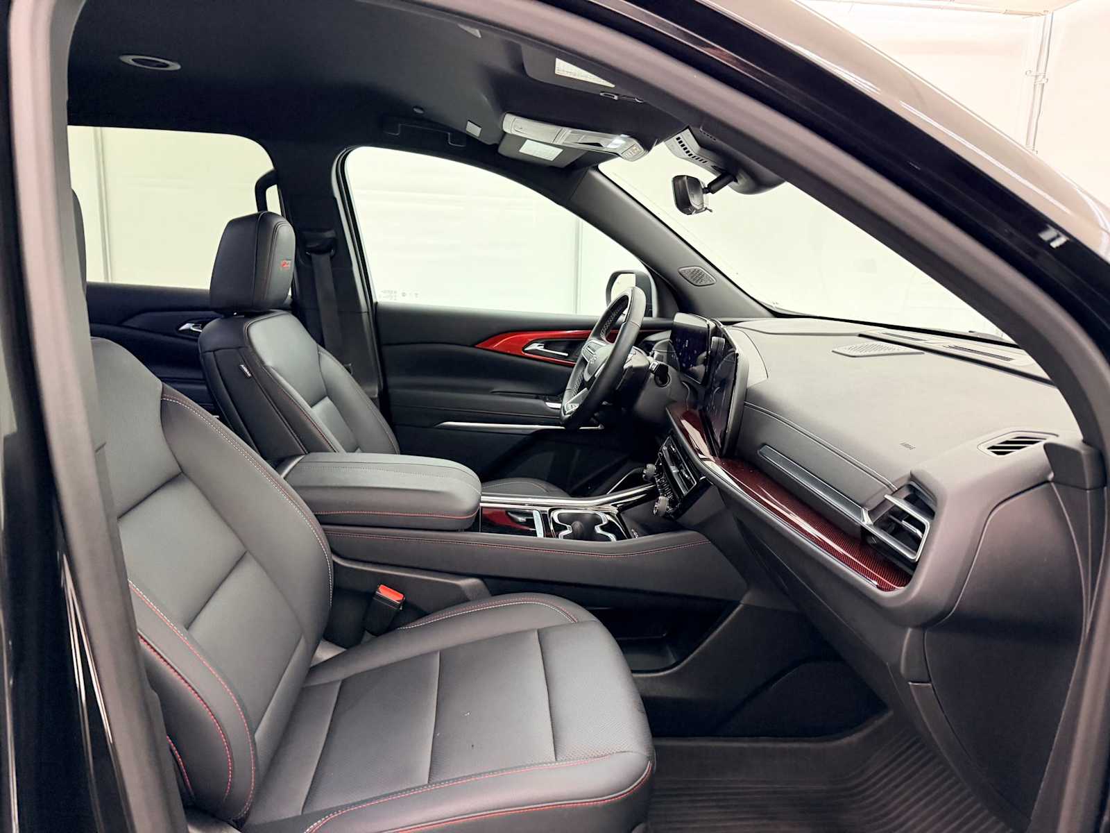 Thumbnail: 2024 Chevrolet Traverse - 22