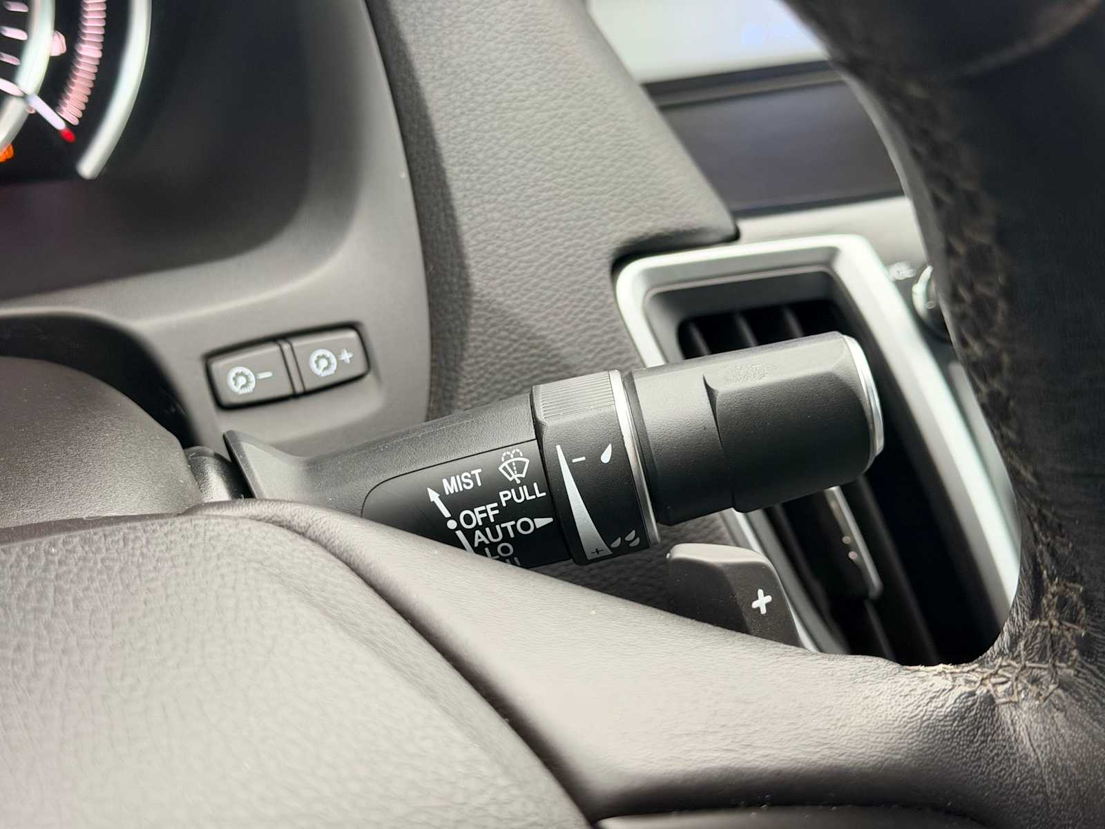 Thumbnail: 2015 Acura TLX - 25