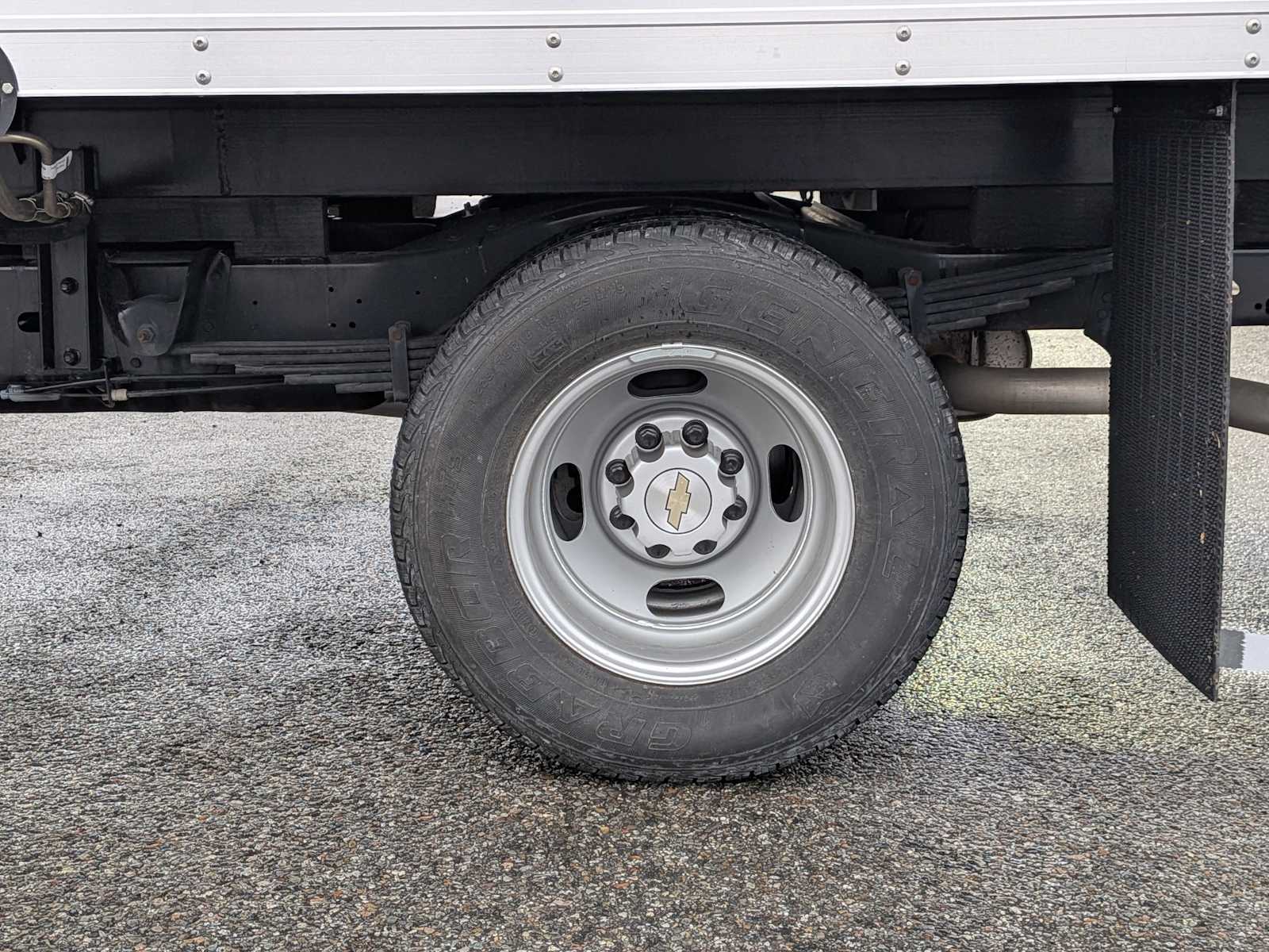 Thumbnail: 2024 Chevrolet Express - 12