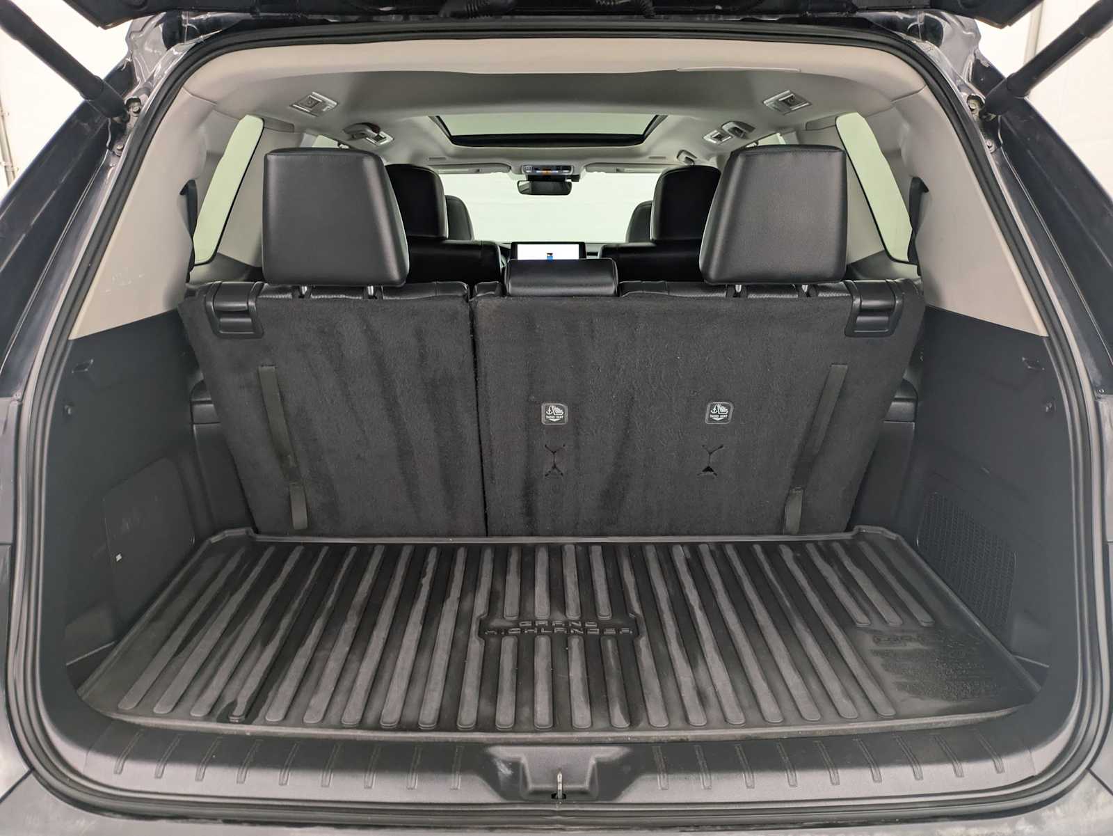 Thumbnail: 2024 Toyota Grand Highlander - 33