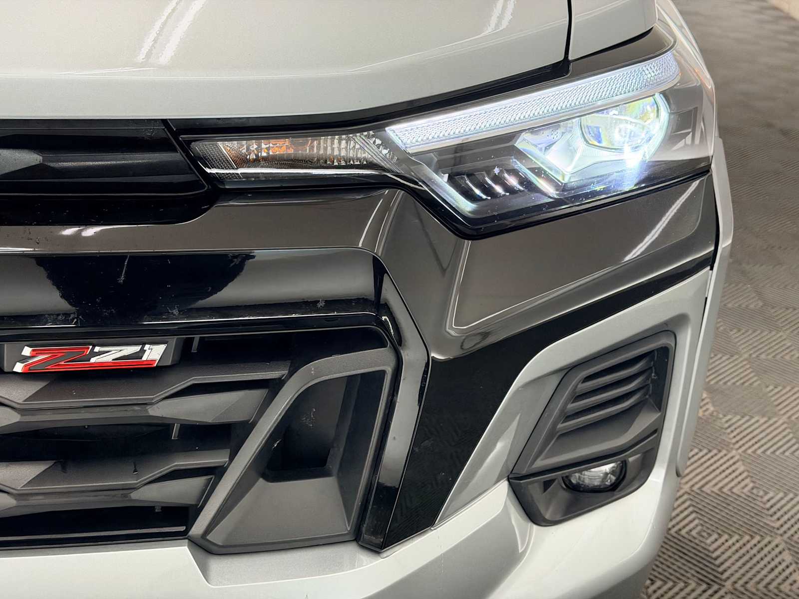 Thumbnail: 2024 Chevrolet Colorado - 10