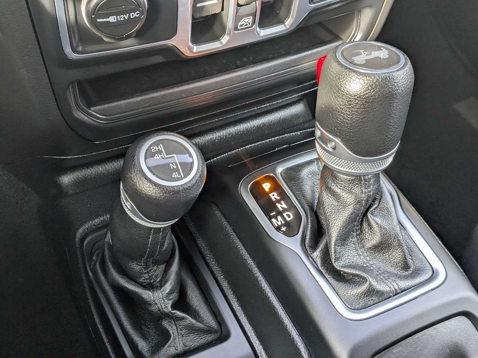 Thumbnail: 2021 Jeep Wrangler - 31