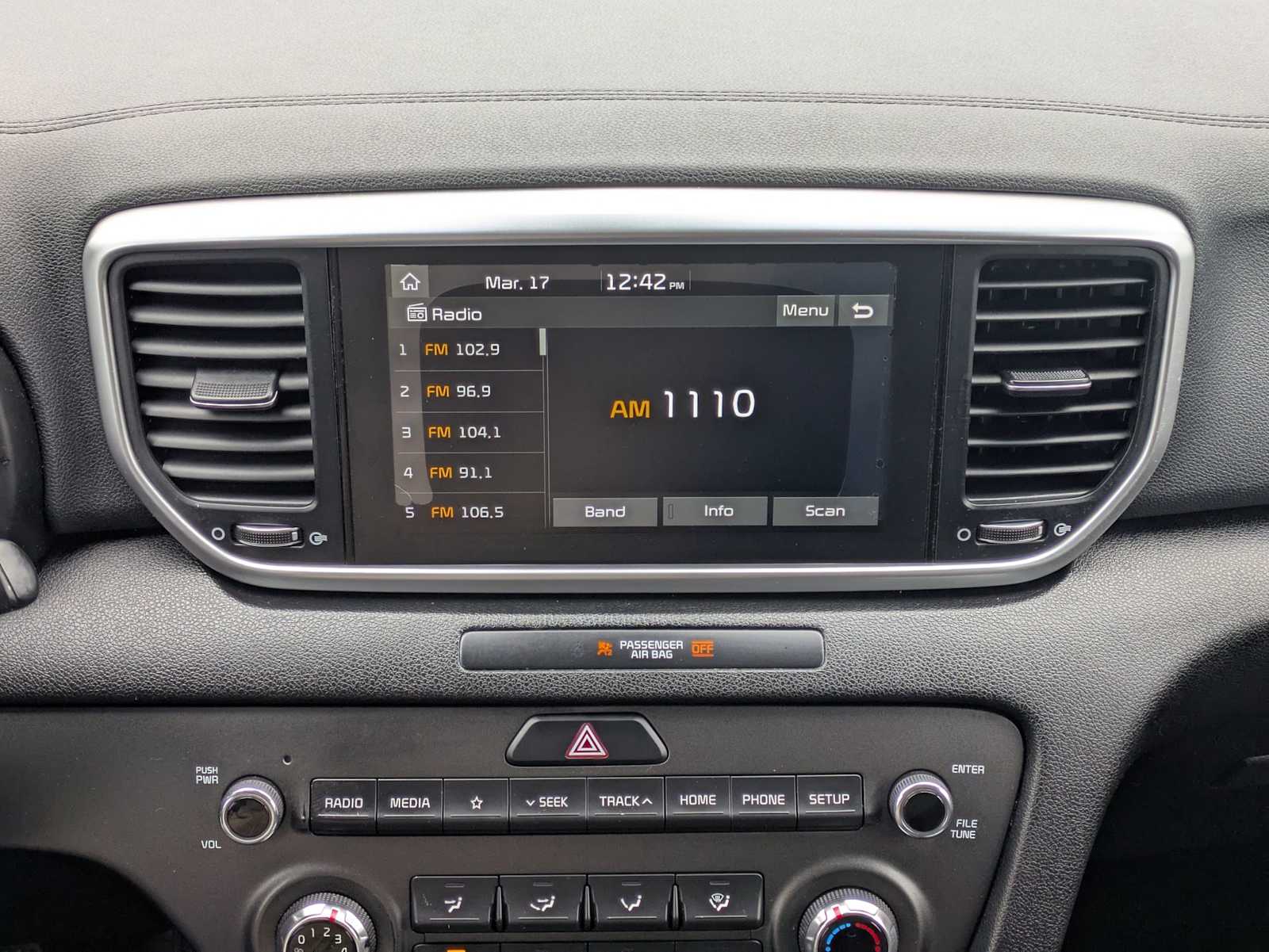 Thumbnail: 2020 Kia Sportage - 27