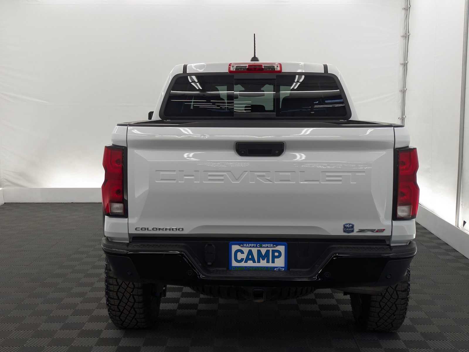 Thumbnail: 2023 Chevrolet Colorado - 5