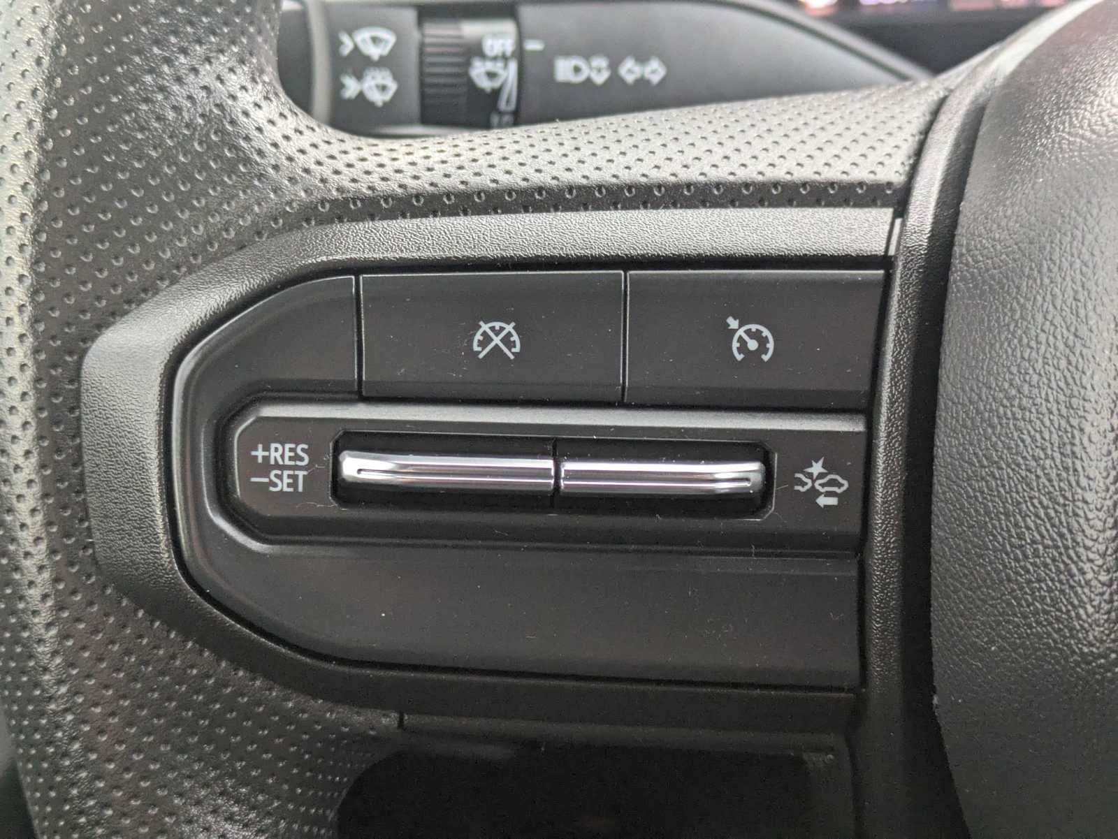 Thumbnail: 2024 Chevrolet Colorado - 22