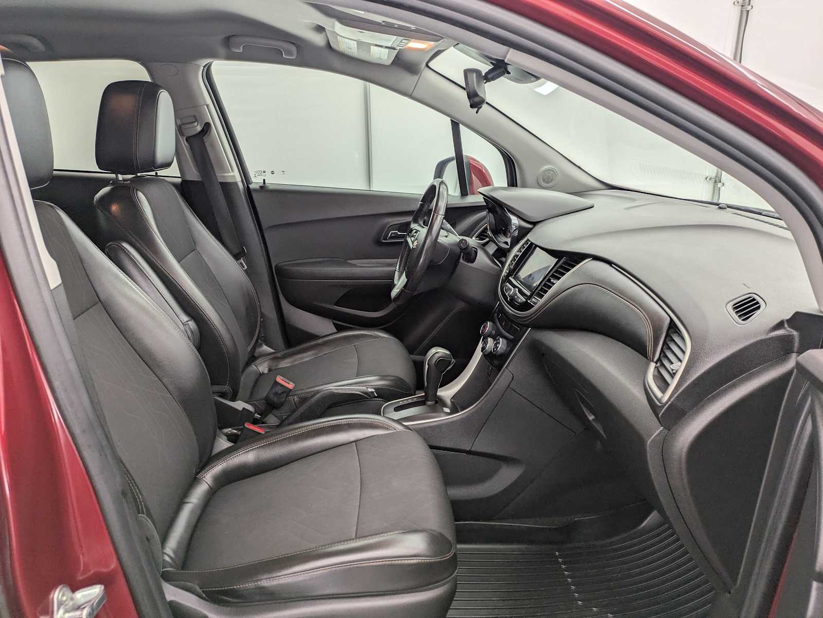 Thumbnail: 2020 Chevrolet Trax - 22