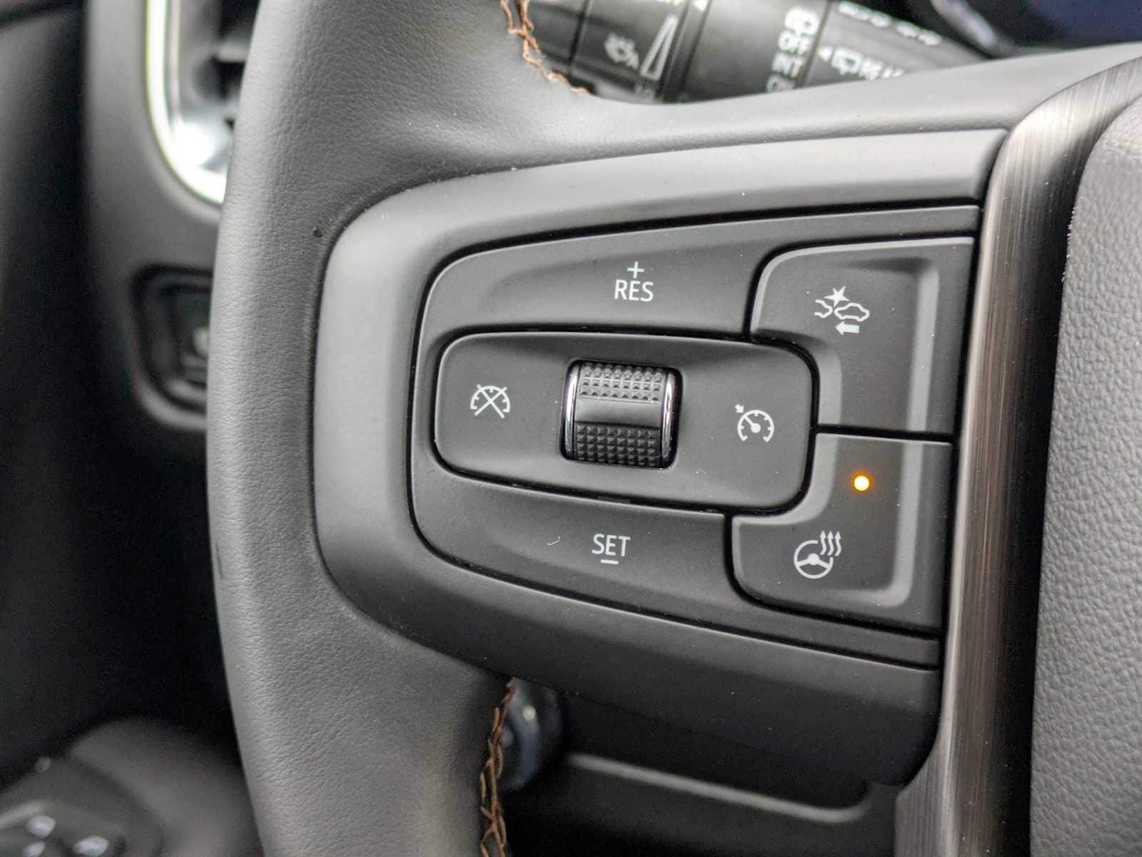 Thumbnail: 2024 GMC Yukon - 26