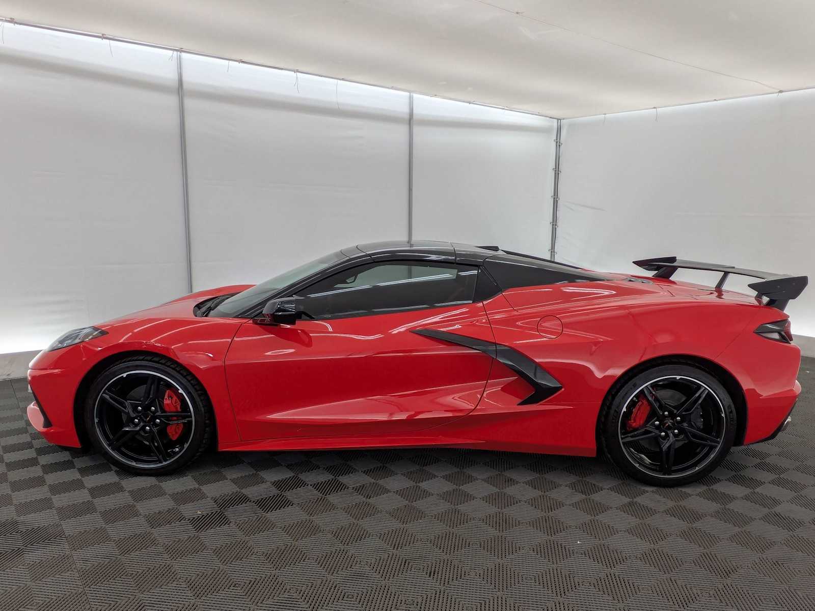 2024 Chevrolet Corvette Stingray 3