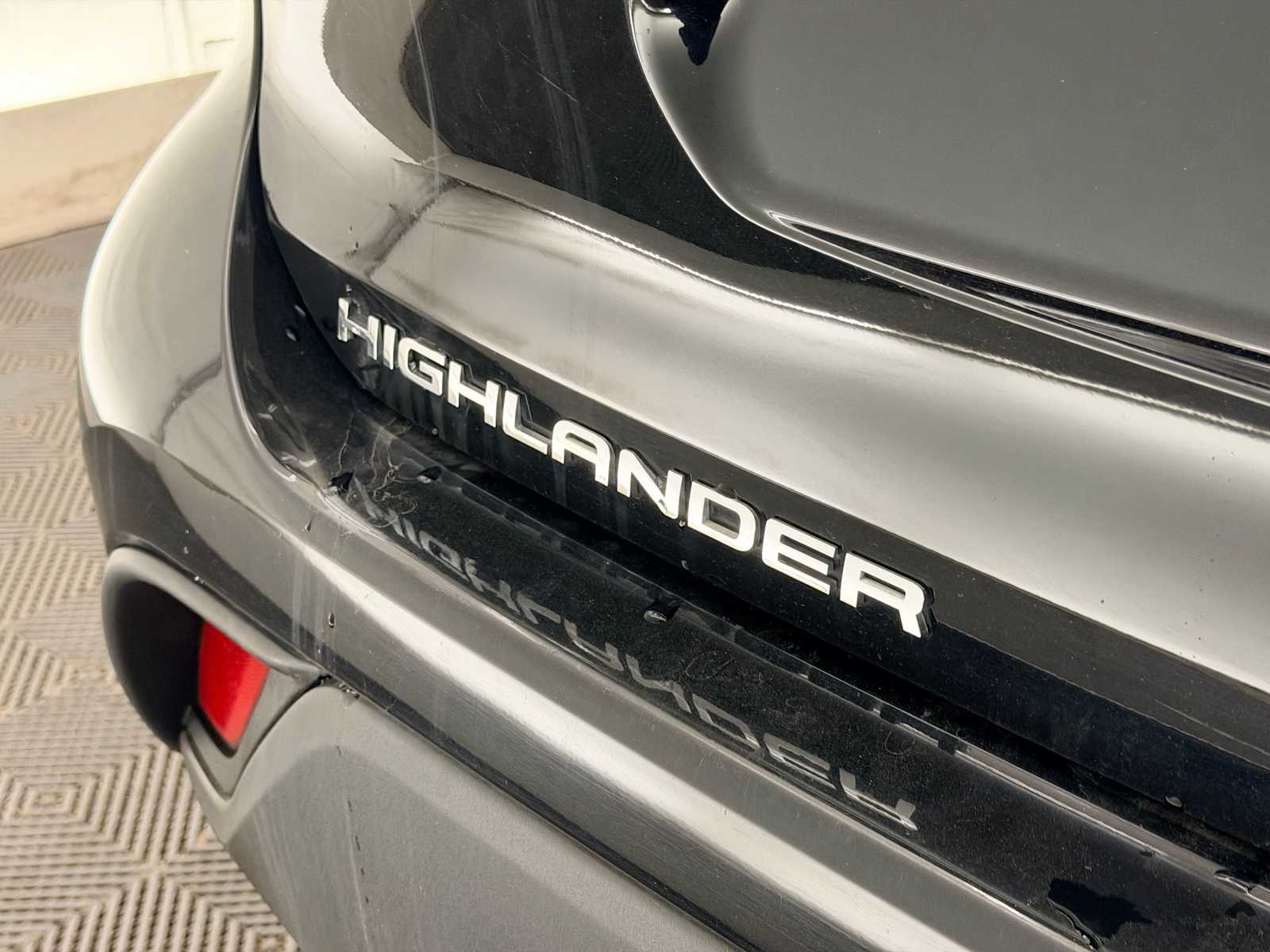 Thumbnail: 2024 Toyota Highlander - 12