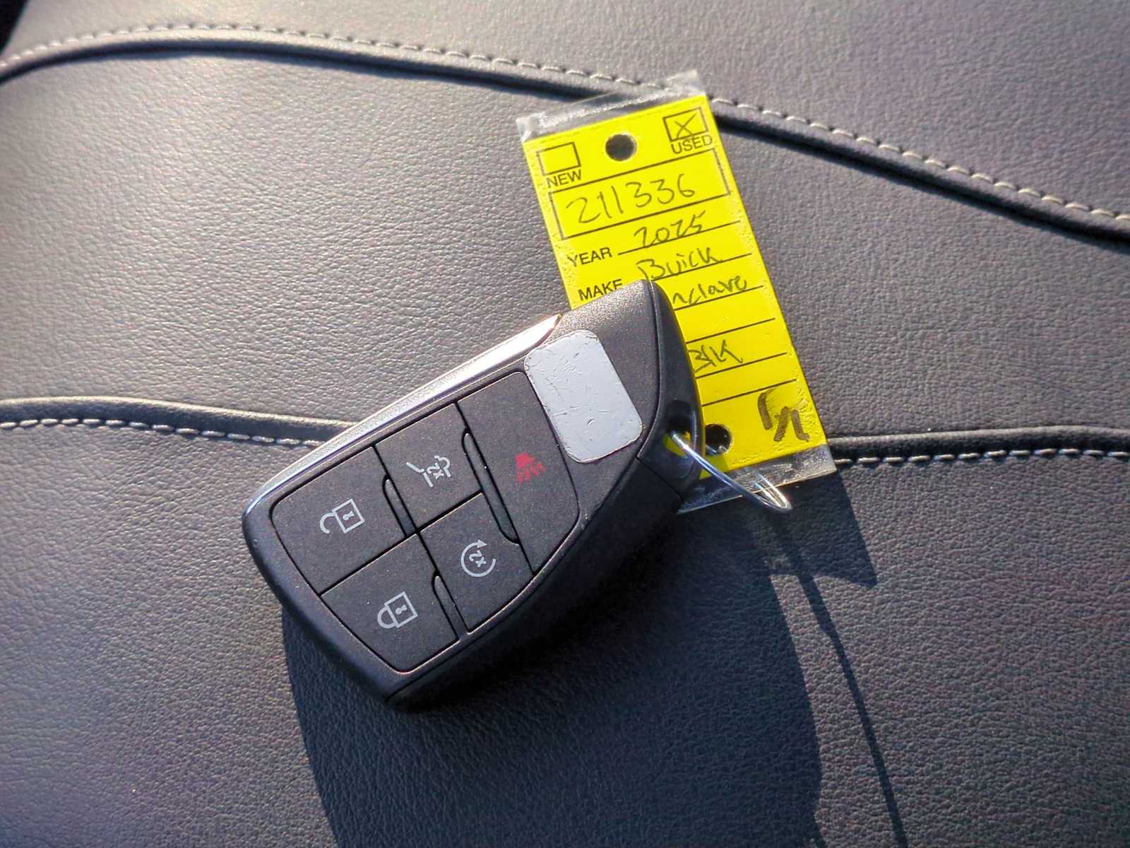 Thumbnail: 2025 Buick Enclave - 33