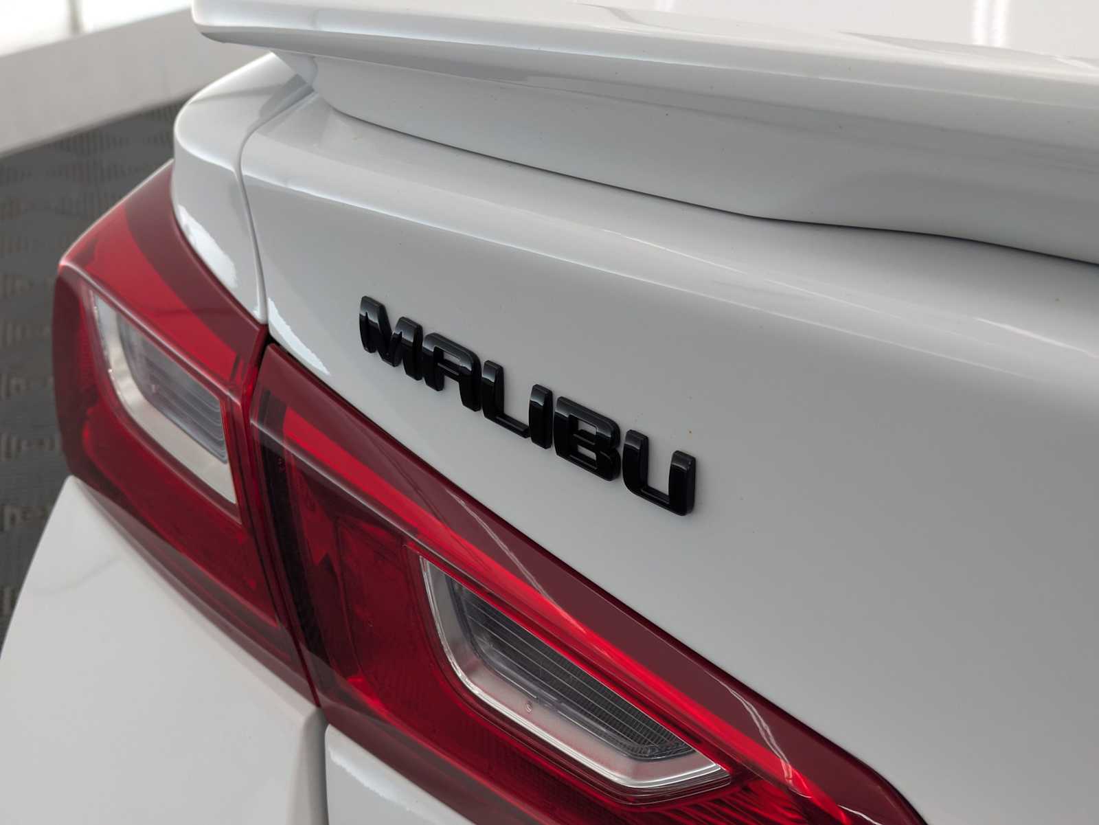 Thumbnail: 2024 Chevrolet Malibu - 14