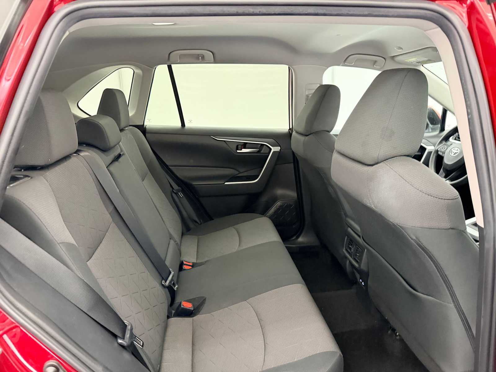 Thumbnail: 2023 Toyota RAV4 - 21