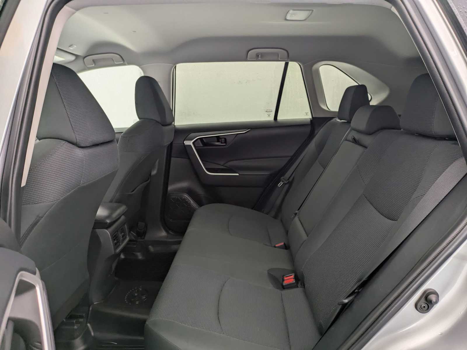 Thumbnail: 2024 Toyota RAV4 - 20